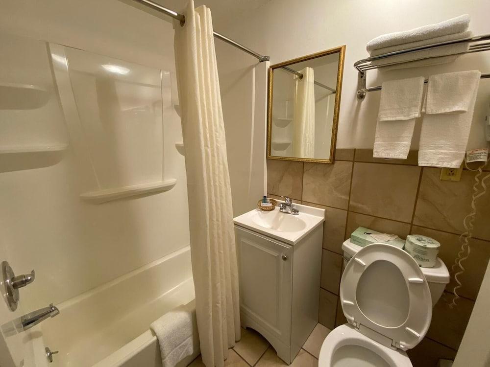 Royal Inn Claremont Экстерьер фото
