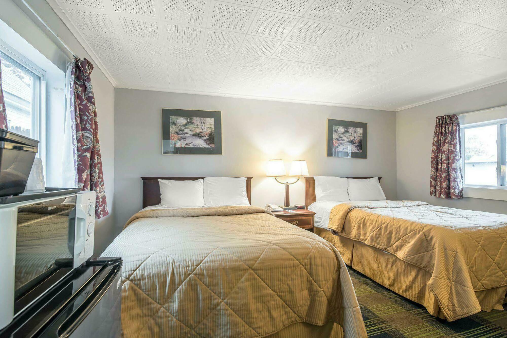 Royal Inn Claremont Экстерьер фото